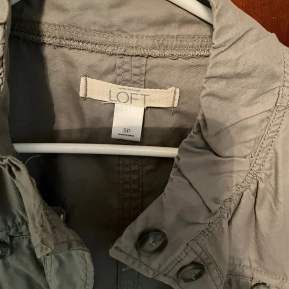 Loft Women’s gray Jacket sz PS - Picture 2 of 3